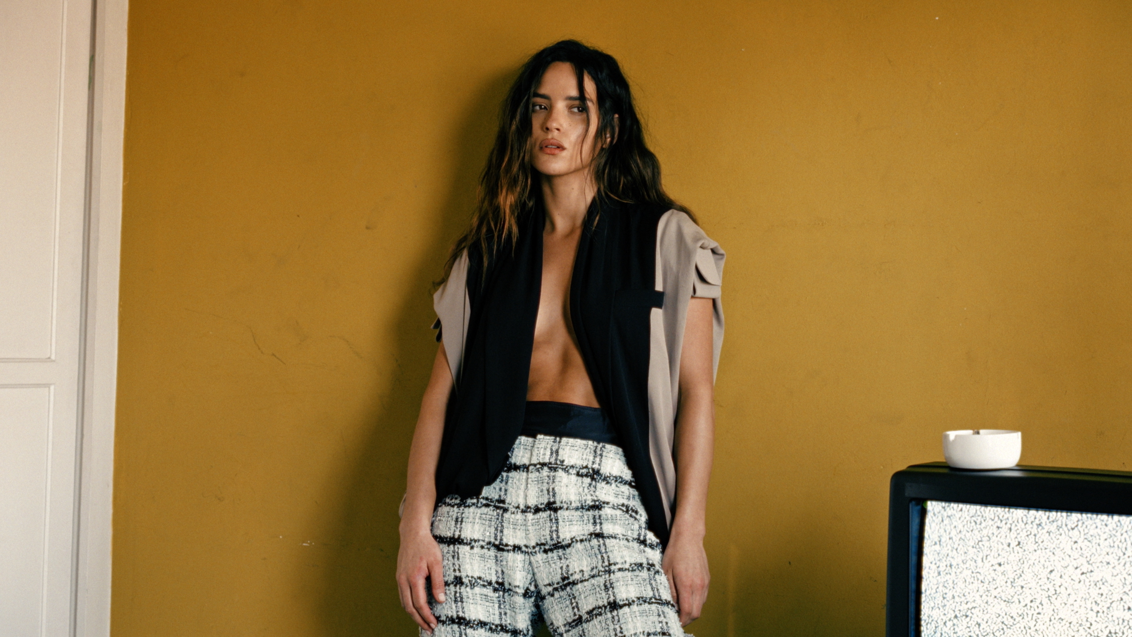 Vogue Turkey — Adria Arjona still 01